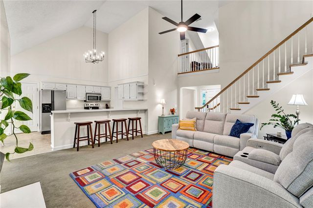 111 Weatherstone Drive, Central, SC 29630