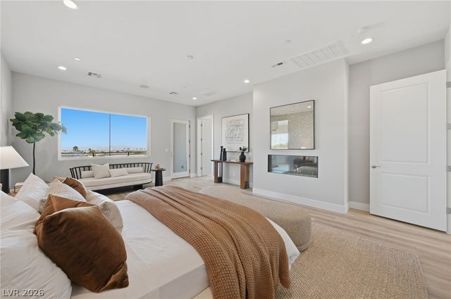 4840 Blushing Hills Street, Las Vegas, NV 89135