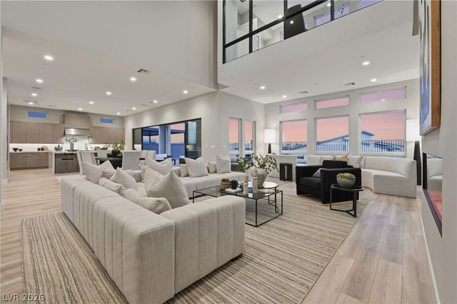 4840 Blushing Hills Street, Las Vegas, NV 89135