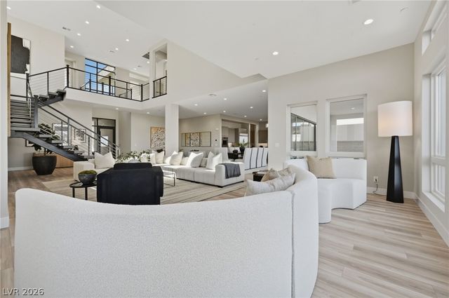 4840 Blushing Hills Street, Las Vegas, NV 89135