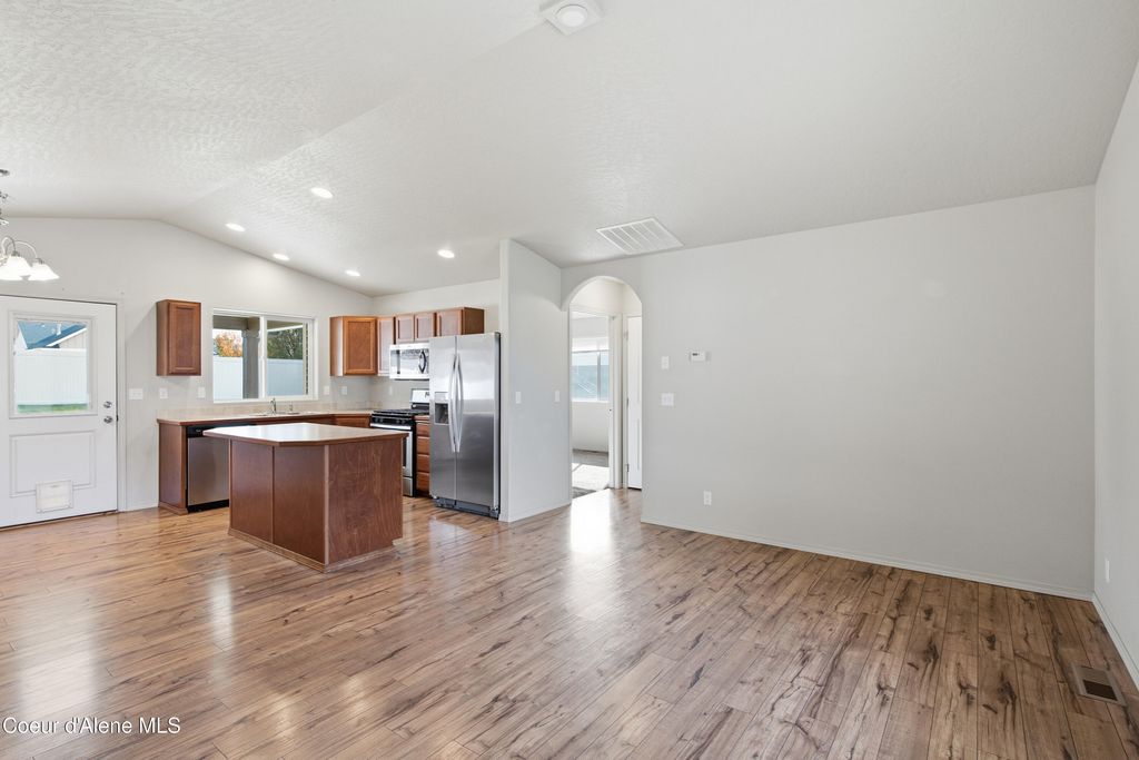 1534 N Pyroclast ST, Post Falls, ID 83854 photo 4