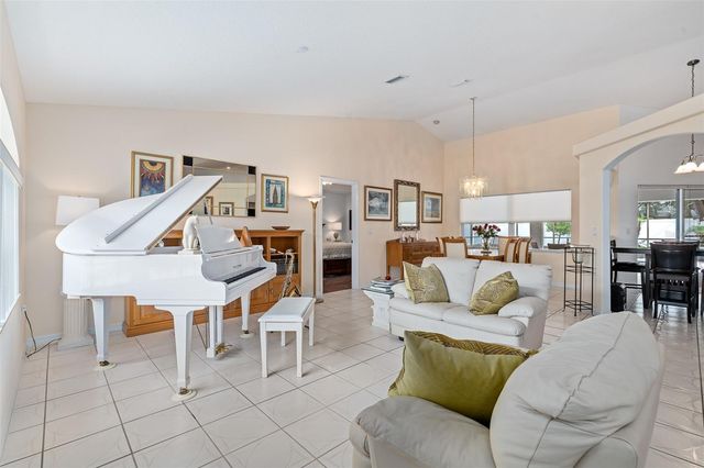 19 ROCKING HORSE DRIVE, Palm Coast, FL 32164