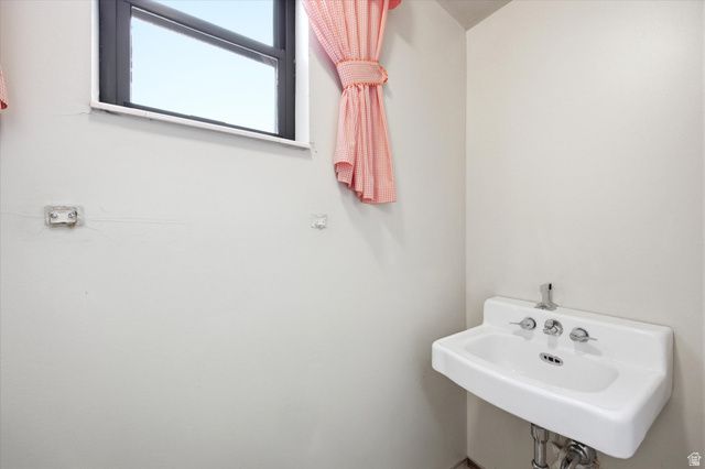1251 E 4130 S, Millcreek, UT 84124