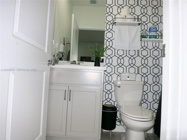 444 NE 1st Dr, Florida City, FL 33034