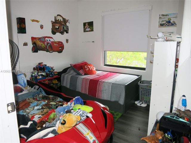 444 NE 1st Dr, Florida City, FL 33034