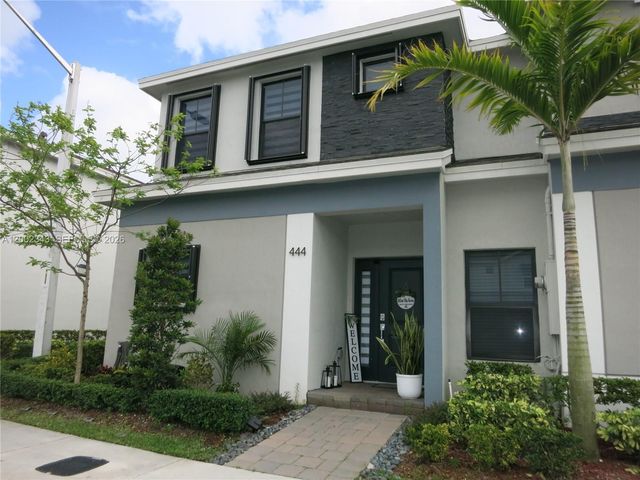 444 NE 1st Dr, Florida City, FL 33034