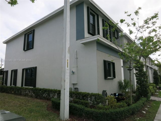 444 NE 1st Dr, Florida City, FL 33034