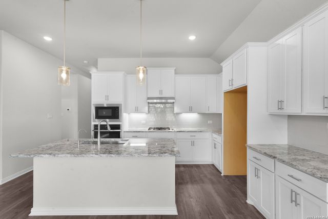 12226 Moon Pool, Schertz, TX 78154