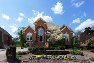 5215 Country Club Dr, Brentwood, TN 37027