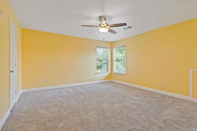 531 Remington Lodge Court, Houston, TX 77073