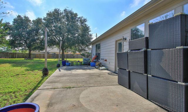 531 Remington Lodge Court, Houston, TX 77073