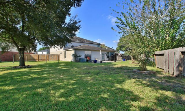 531 Remington Lodge Court, Houston, TX 77073
