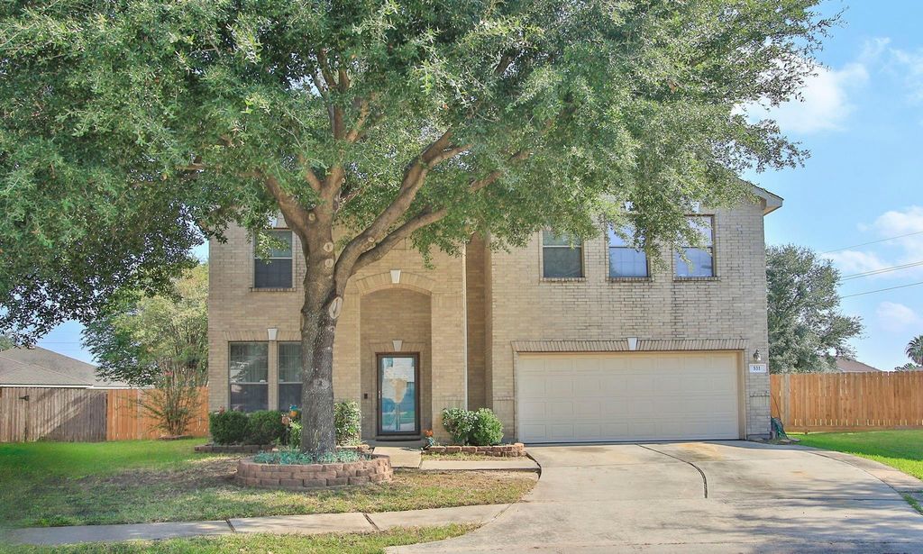 531 Remington Lodge Court, Houston, TX 77073