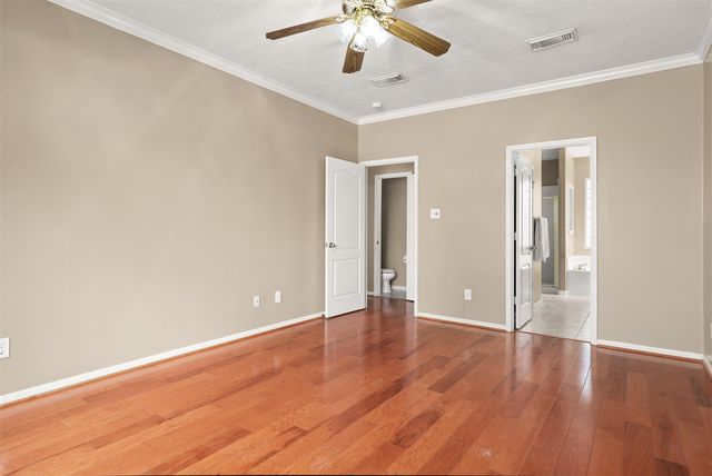 4939 White Manor Drive, Pasadena, TX 77505