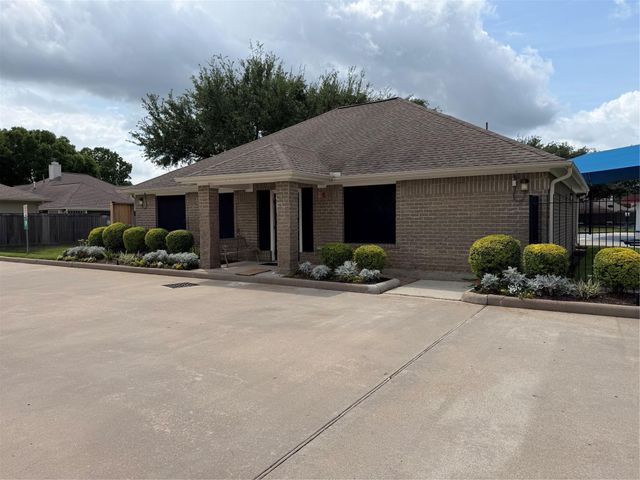 4939 White Manor Drive, Pasadena, TX 77505