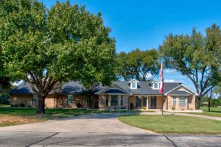 101 Wasco Cove, Gainesville, TX 76240