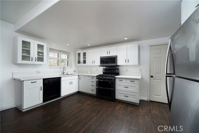 2076 N Mori Lane, Orange, CA 92867