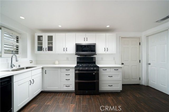 2076 N Mori Lane, Orange, CA 92867