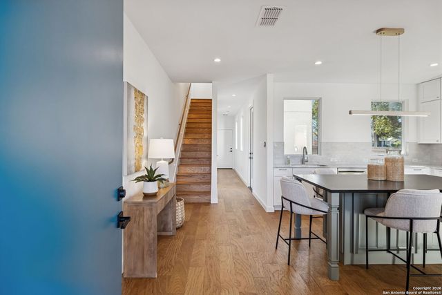502 McMonigal, San Antonio, TX 78210