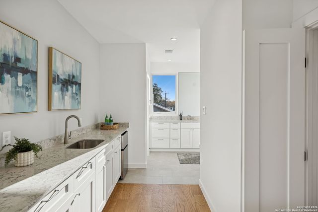 502 McMonigal, San Antonio, TX 78210