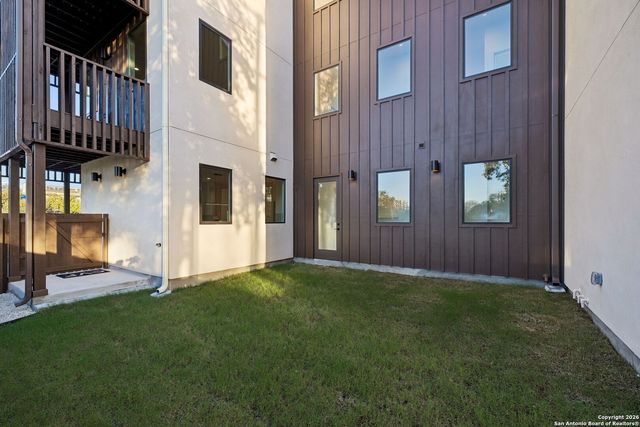 502 McMonigal, San Antonio, TX 78210