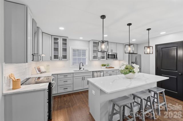 1715 Washington Avenue, Charlotte, NC 28216