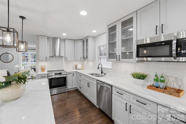 1715 Washington Avenue, Charlotte, NC 28216