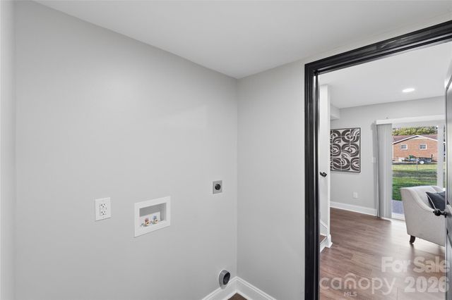 1715 Washington Avenue, Charlotte, NC 28216