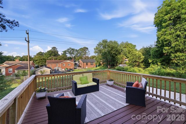 1715 Washington Avenue, Charlotte, NC 28216