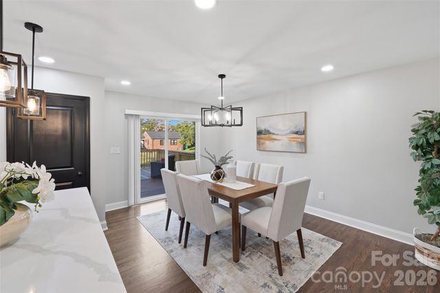 1715 Washington Avenue, Charlotte, NC 28216