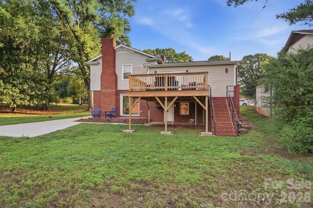1715 Washington Avenue, Charlotte, NC 28216