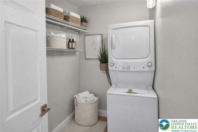 3591 Station Avenue 4, Upper Saucon Twp, PA 18034