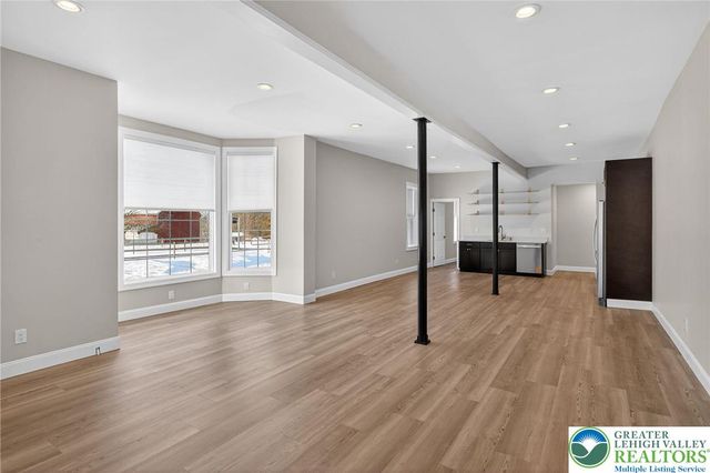 3591 Station Avenue 4, Upper Saucon Twp, PA 18034