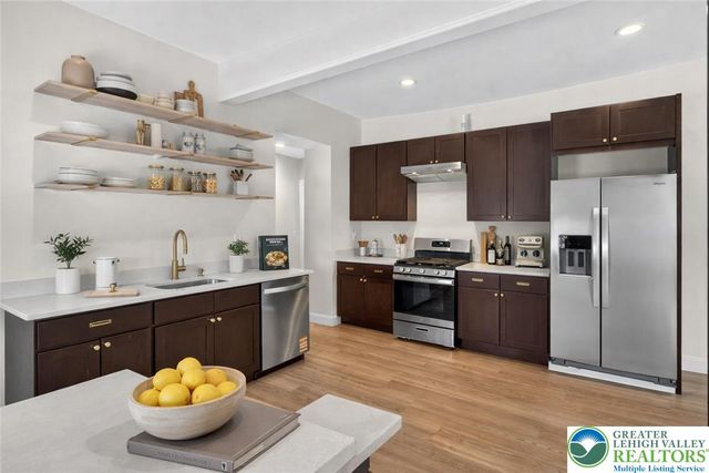 3591 Station Avenue 4, Upper Saucon Twp, PA 18034