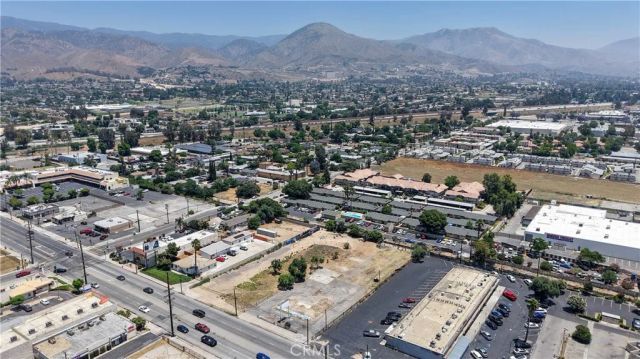 2345 Del Rosa Ave, San Bernardino, CA 92404