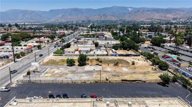 2345 Del Rosa Ave, San Bernardino, CA 92404