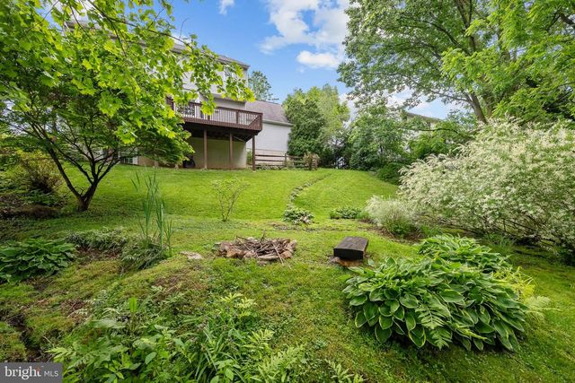 137 CAMBRIDGE RD, Landenberg, PA 19350