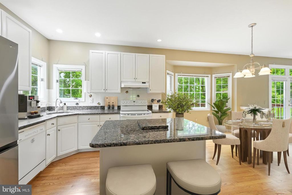 137 CAMBRIDGE RD, Landenberg, PA 19350