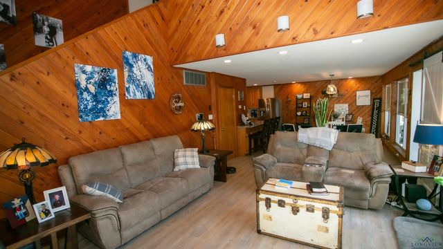 401 Tangiers, Jefferson, TX 75657