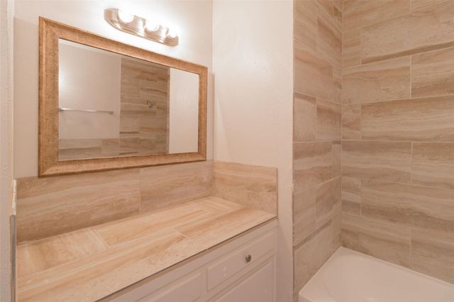 4924 Melinda Drive, Forest Hill, TX 76119