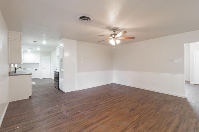 4924 Melinda Drive, Forest Hill, TX 76119
