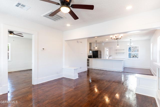 2705 PORTLAND Avenue, El Paso, TX 79930