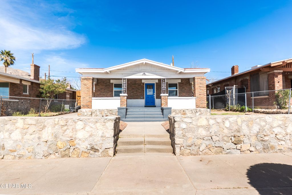 2705 PORTLAND Avenue, El Paso, TX 79930