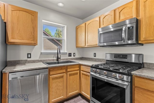 618 N River Rock Drive, Belgrade, MT 59714