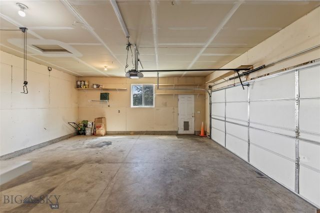 618 N River Rock Drive, Belgrade, MT 59714