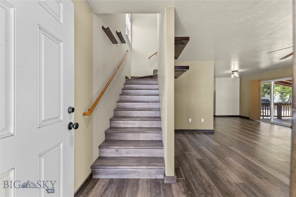 618 N River Rock Drive, Belgrade, MT 59714 photo 4