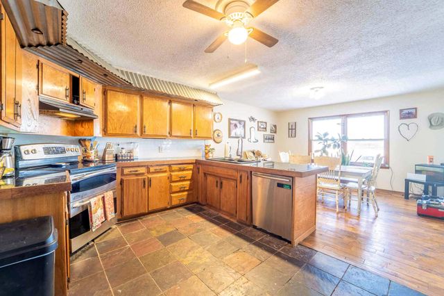 21205 Highway H, Monett, MO 65708