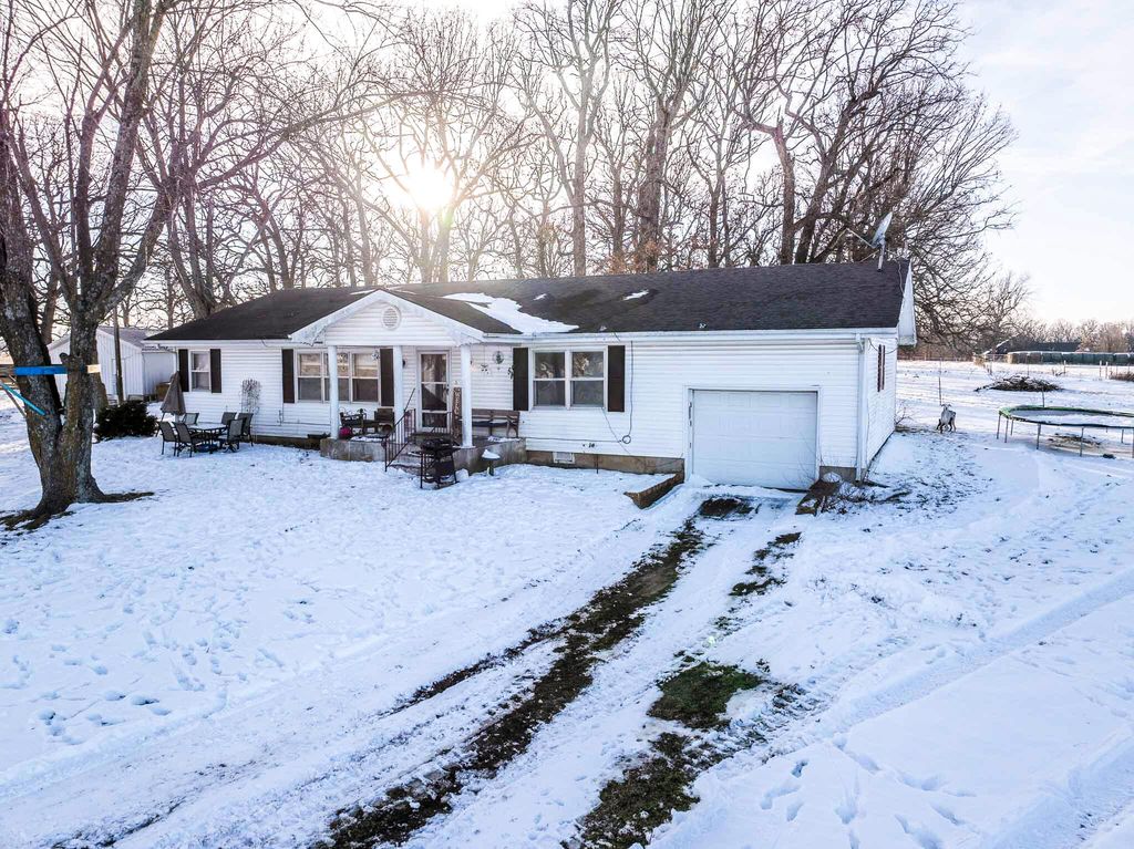 21205 Highway H, Monett, MO 65708