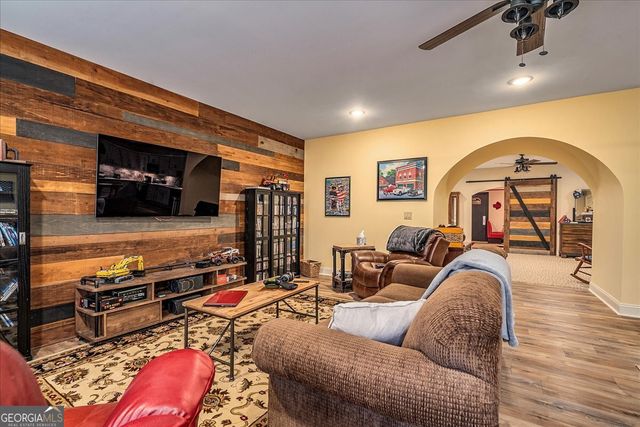 1058 Snip Dillard Road, Monroe, GA 30656
