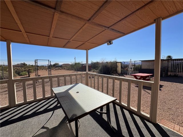4144 W Abrigo Drive, Golden Valley, AZ 86413